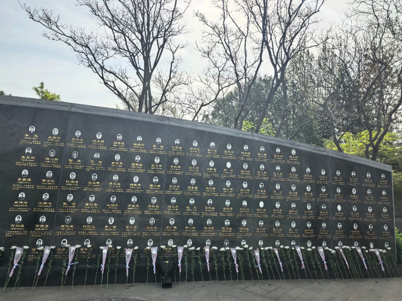 1775120124182003.jpg 2.jpg